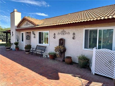 Tiny photo for 23856 Outrigger Dr, Canyon Lake, CA 92587 (MLS # OC25276751)