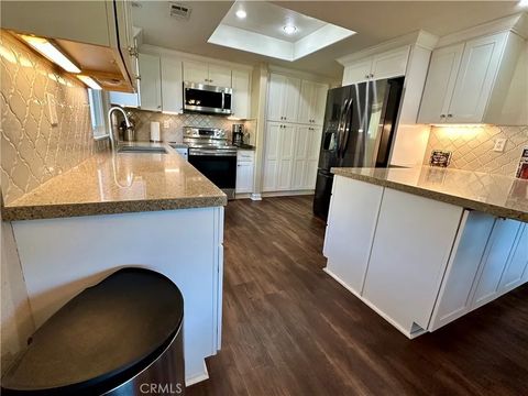 Tiny photo for 23856 Outrigger Dr, Canyon Lake, CA 92587 (MLS # OC25276751)