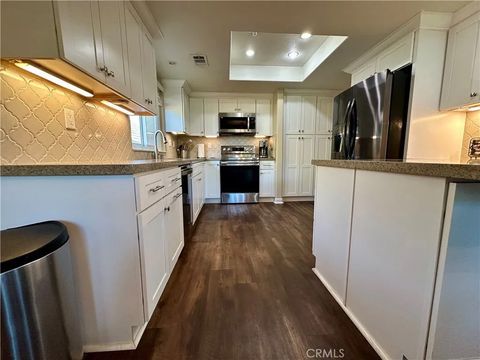 Tiny photo for 23856 Outrigger Dr, Canyon Lake, CA 92587 (MLS # OC25276751)