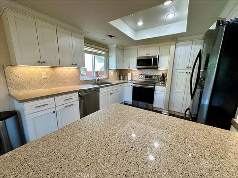 Tiny photo for 23856 Outrigger Dr, Canyon Lake, CA 92587 (MLS # OC25276751)