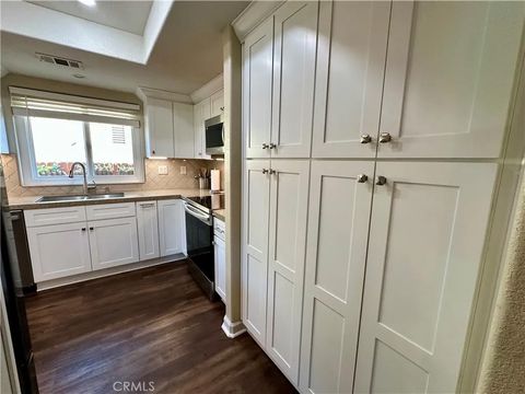 Tiny photo for 23856 Outrigger Dr, Canyon Lake, CA 92587 (MLS # OC25276751)