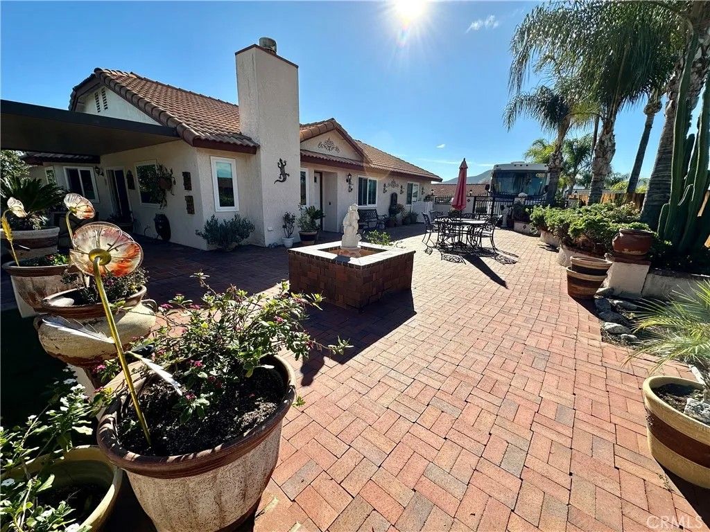 Photo of 23856 Outrigger Dr, Canyon Lake, CA 92587 (MLS # OC25276751)