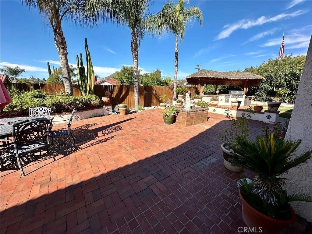 Photo of 23856 Outrigger Dr, Canyon Lake, CA 92587 (MLS # OC25276751)