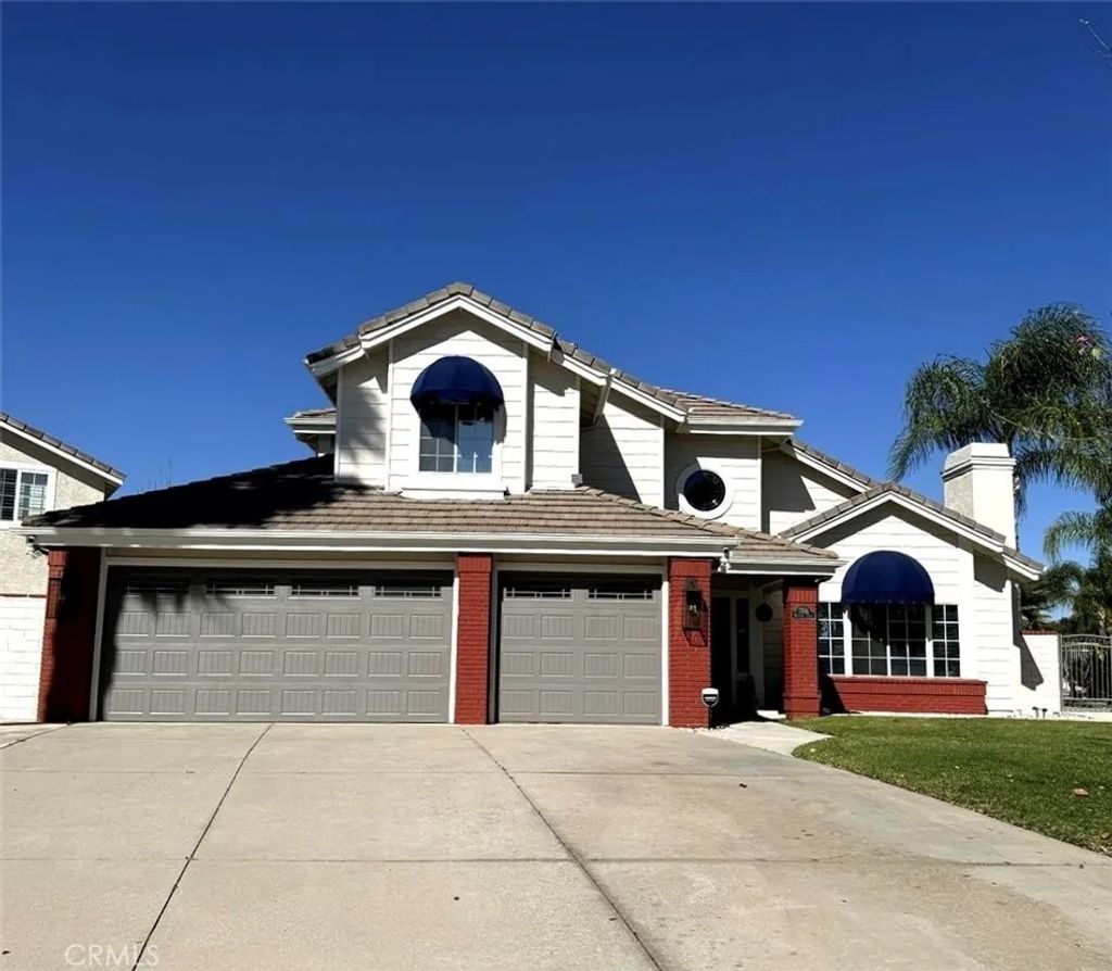 Photo of 7700 Westpark Dr, Riverside, CA 92506 (MLS # IV26039176)