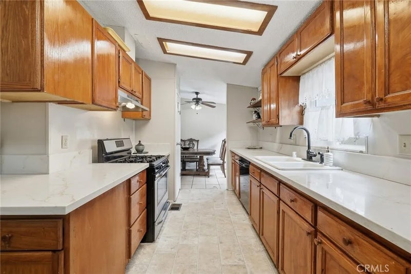 29667 Cromwell
