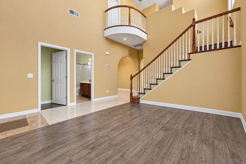 10145 Prairie Fawn Dr