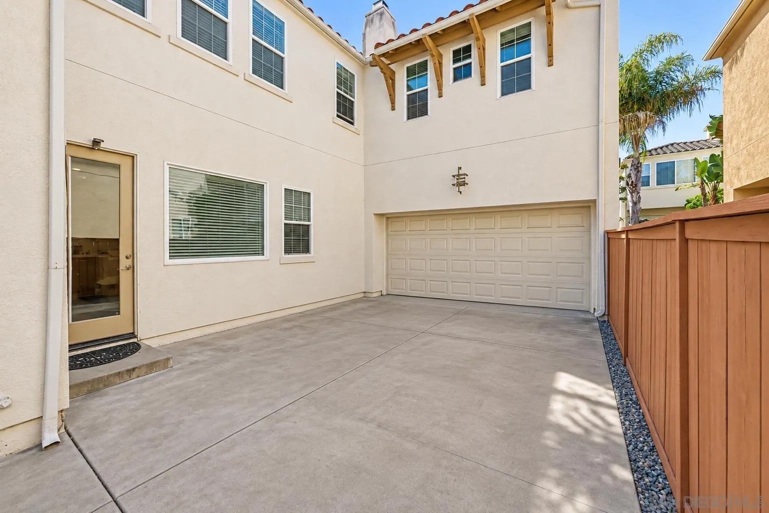 10145 Prairie Fawn Dr