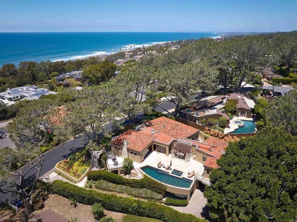 271 Ocean View Ave