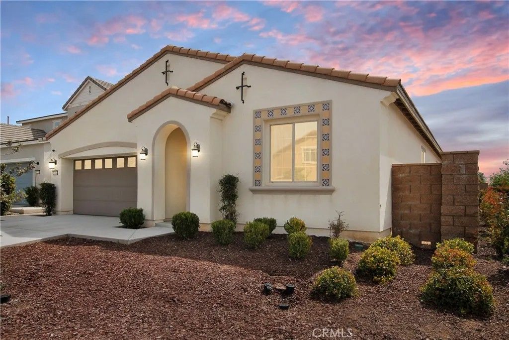 Photo of 27568 Big Bend Dr, Menifee, CA 92585 (MLS # IG26064657)