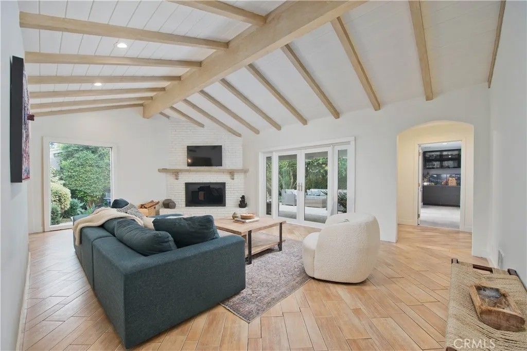 Photo of 4719 Tyrone, Sherman Oaks, CA 91423 (MLS # SR26014026)