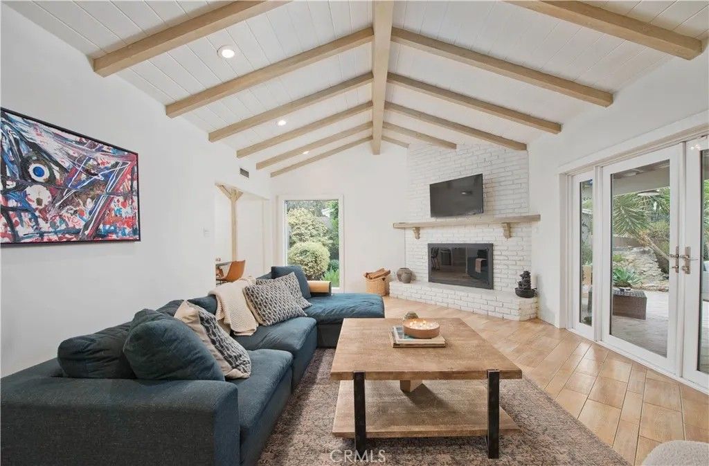 Photo of 4719 Tyrone, Sherman Oaks, CA 91423 (MLS # SR26014026)