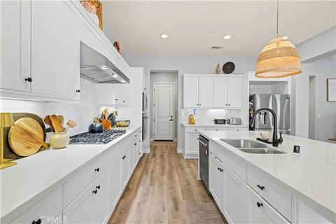 Tiny photo for 20825 Red Sky Ct, Saugus, CA 91350 (MLS # SR25238561)