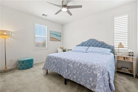 Tiny photo for 20825 Red Sky Ct, Saugus, CA 91350 (MLS # SR25238561)