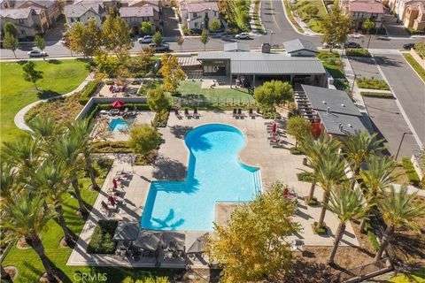 Tiny photo for 20825 Red Sky Ct, Saugus, CA 91350 (MLS # SR25238561)