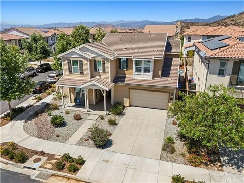 Tiny photo for 20825 Red Sky Ct, Saugus, CA 91350 (MLS # SR25238561)