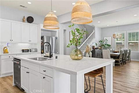 Tiny photo for 20825 Red Sky Ct, Saugus, CA 91350 (MLS # SR25238561)
