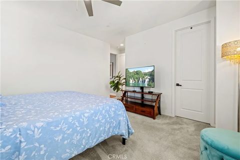 Tiny photo for 20825 Red Sky Ct, Saugus, CA 91350 (MLS # SR25238561)