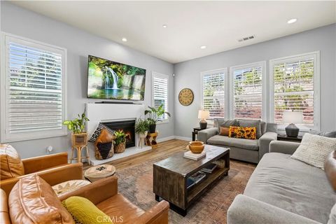 Tiny photo for 20825 Red Sky Ct, Saugus, CA 91350 (MLS # SR25238561)