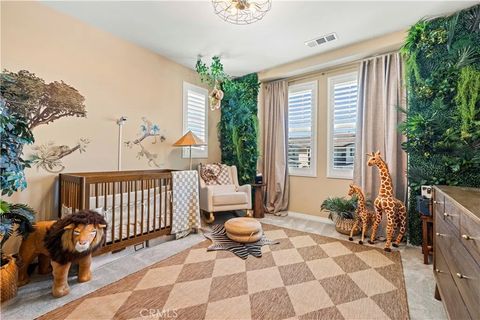 Tiny photo for 20825 Red Sky Ct, Saugus, CA 91350 (MLS # SR25238561)