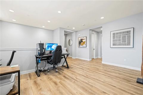 Tiny photo for 20825 Red Sky Ct, Saugus, CA 91350 (MLS # SR25238561)