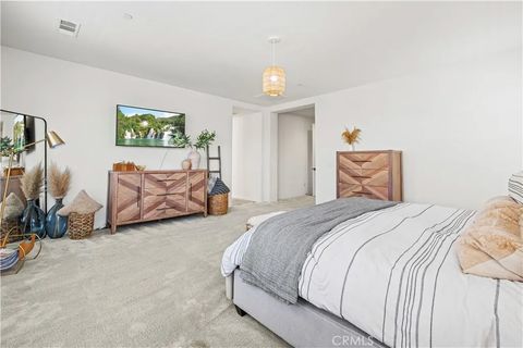Tiny photo for 20825 Red Sky Ct, Saugus, CA 91350 (MLS # SR25238561)