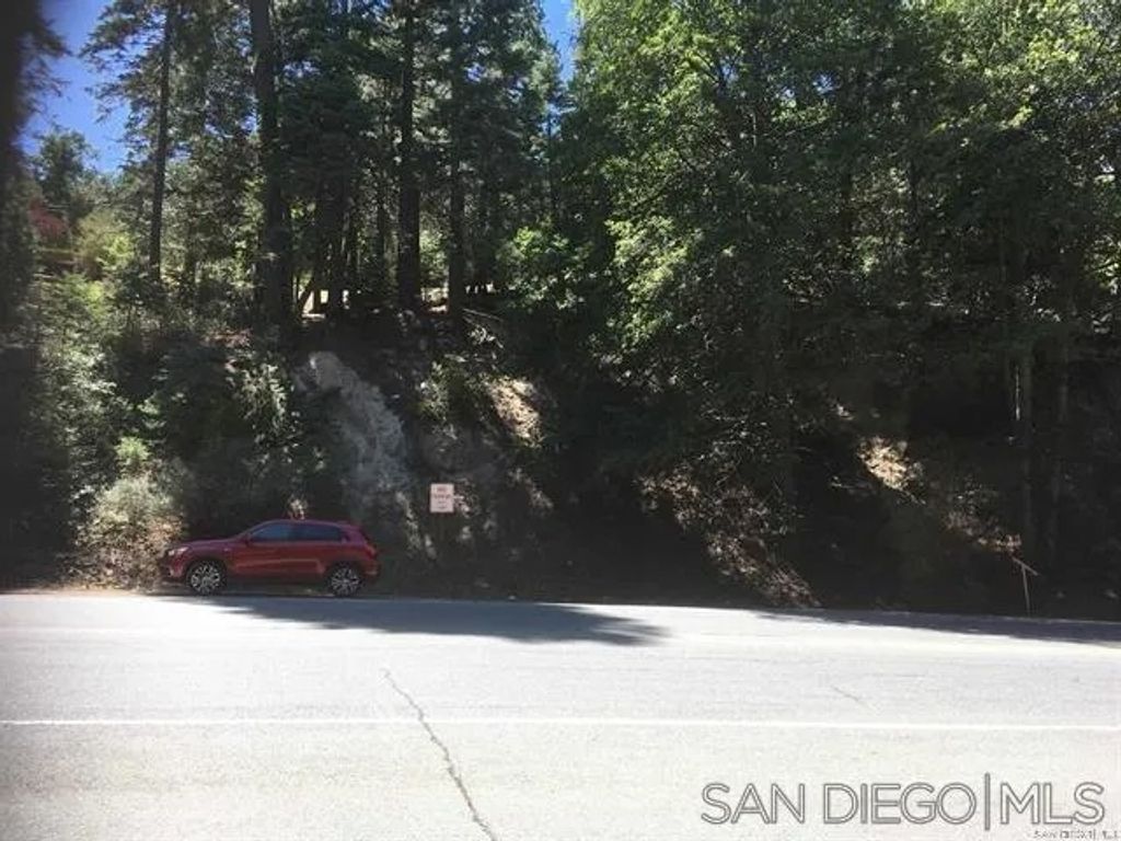 Photo of 0 State Hwy 173 State Highway, Lake Arrowhead, CA 92352 (MLS # 250045422)