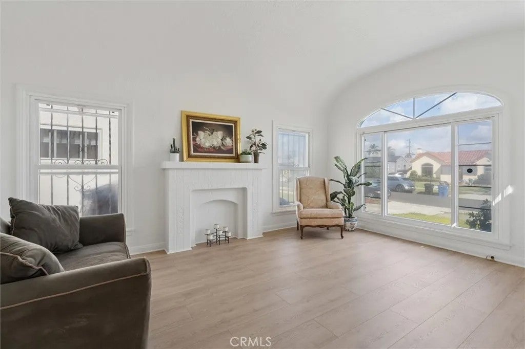 1922 W. 84th Street