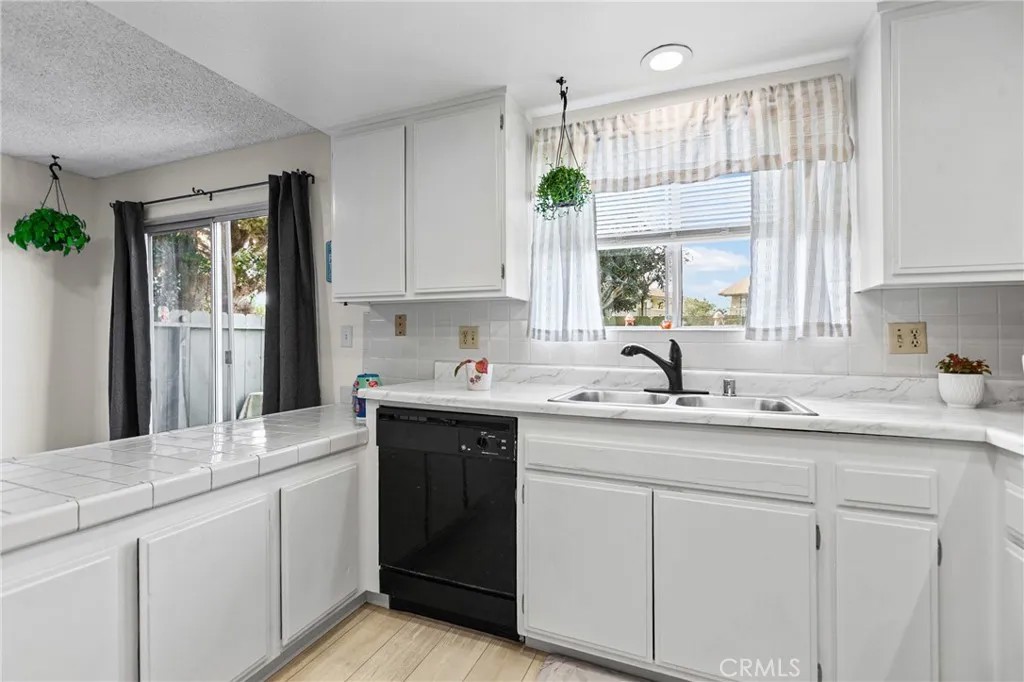 1339 N Bradley Road 10