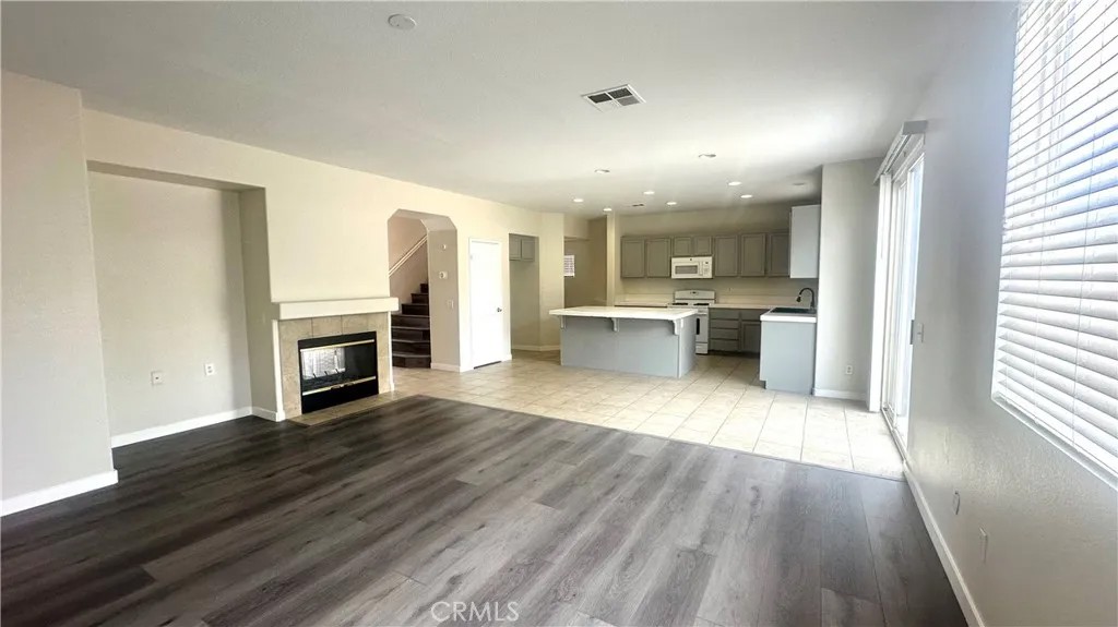 14990 Leaf Lane