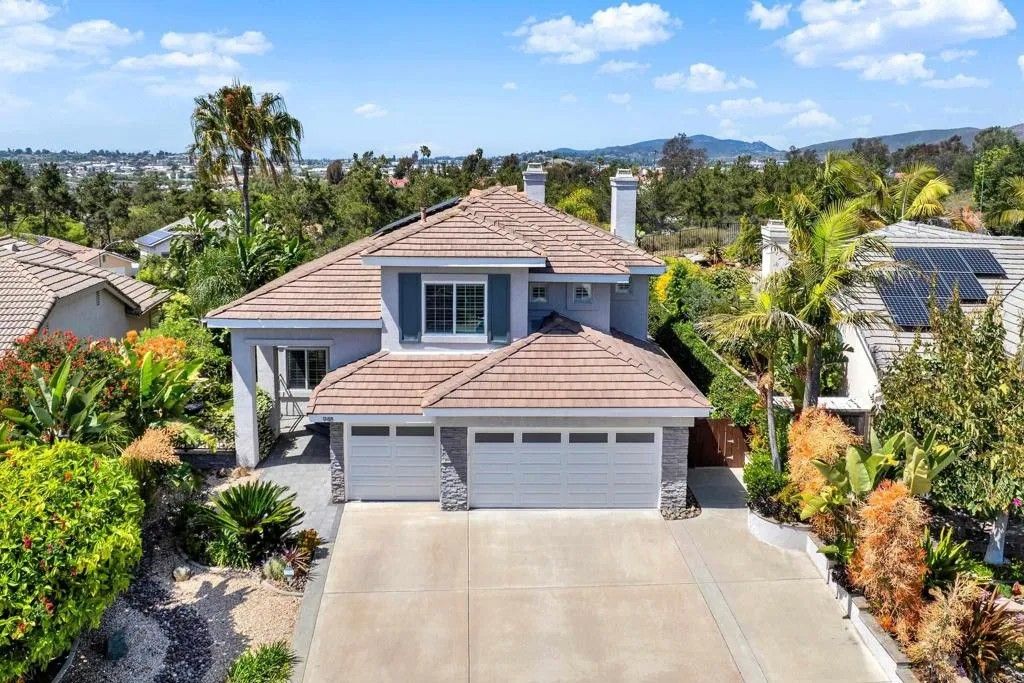Photo of 948 Honeysuckle Drive, San Marcos, CA 92078 (MLS # NDP2604134)