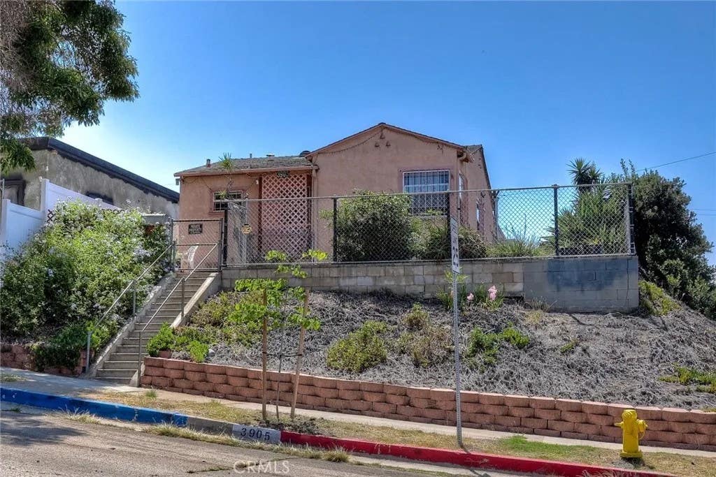 Photo of 3905 Marine View, San Diego, CA 92113 (MLS # DW26180115)