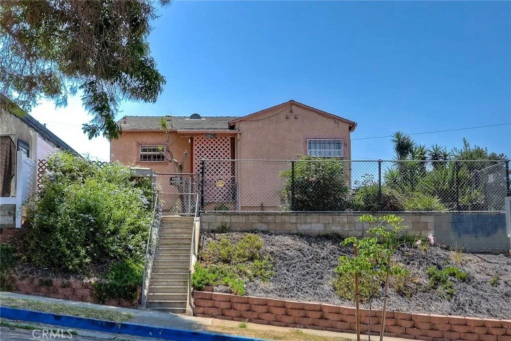 Photo of 3905 Marine View, San Diego, CA 92113 (MLS # DW26180115)