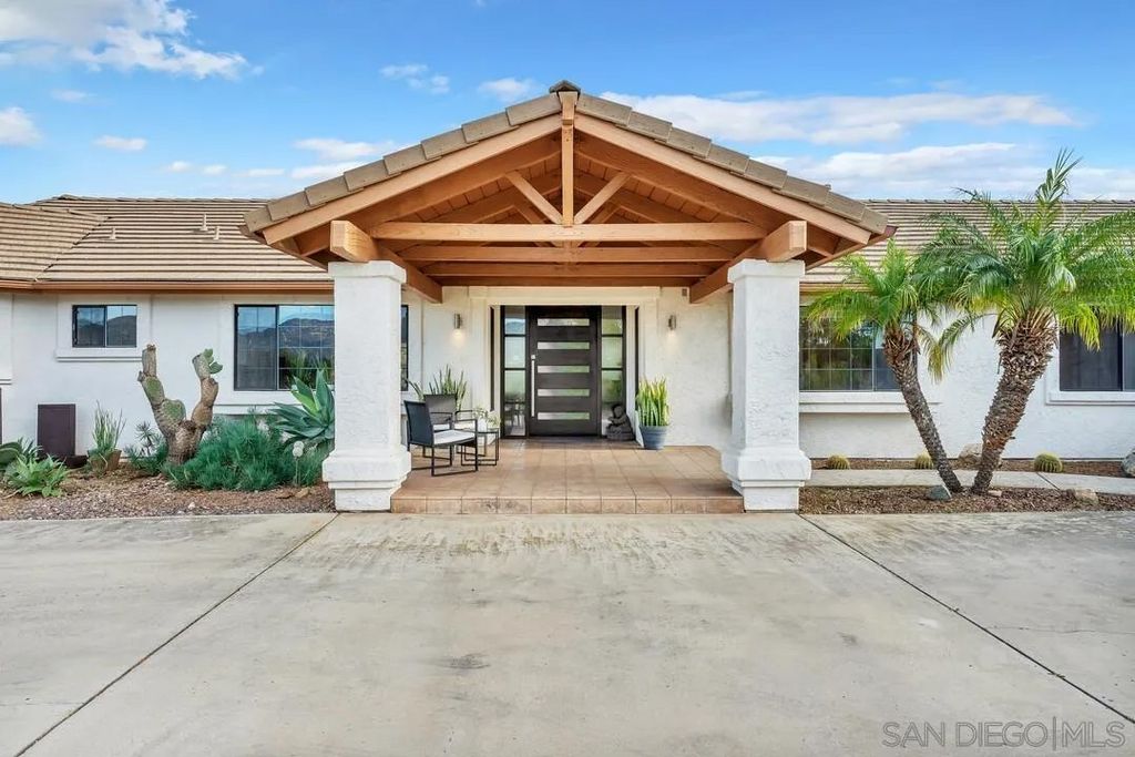 Photo of 15003 Driftwood Creek Rd, El Cajon, CA 92021 (MLS # 260004955)