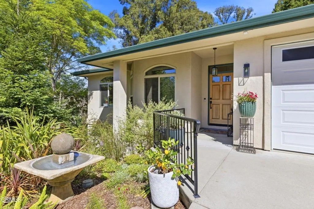 Photo of 4630 James Avenue, Castro Valley, CA 94546 (MLS # V1-35535)