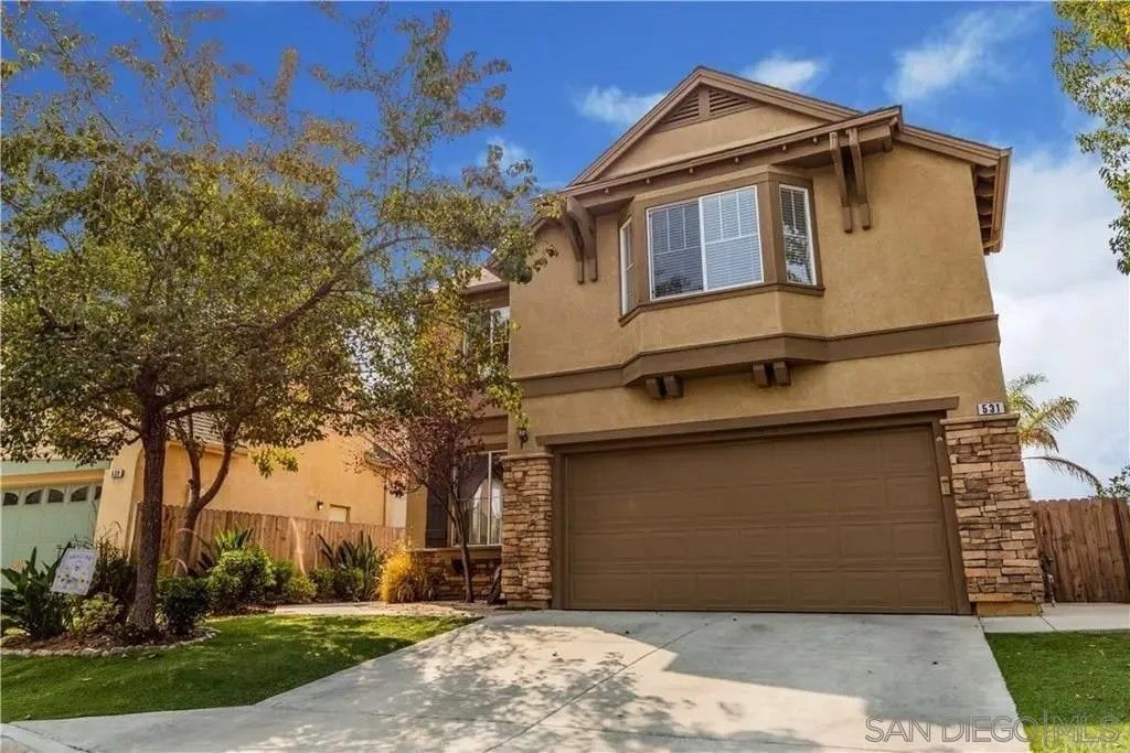 Photo of 531 Poets Sq, Fallbrook, CA 92028 (MLS # 250043048)