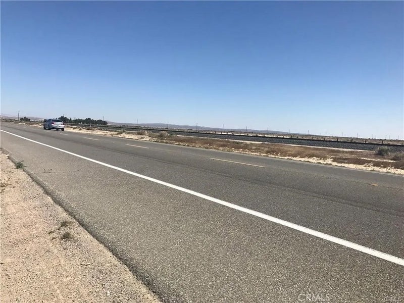 0 Vac/Sierra Hwy/Vic Avenue E6