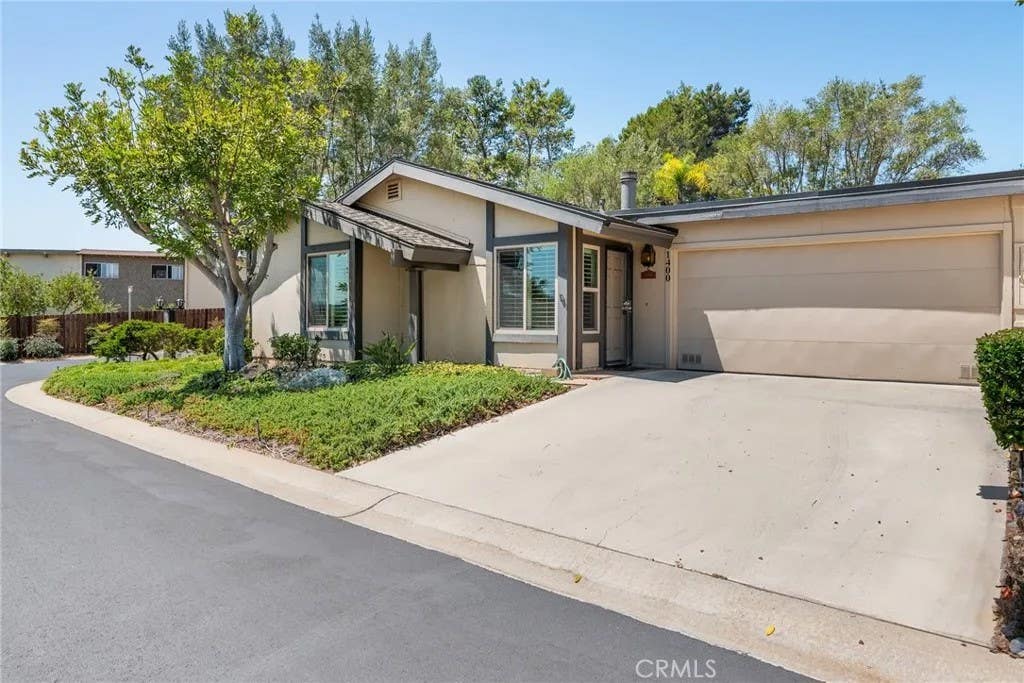 Photo of 1400 Market ST, Vista, CA 92084 (MLS # ND26180867)