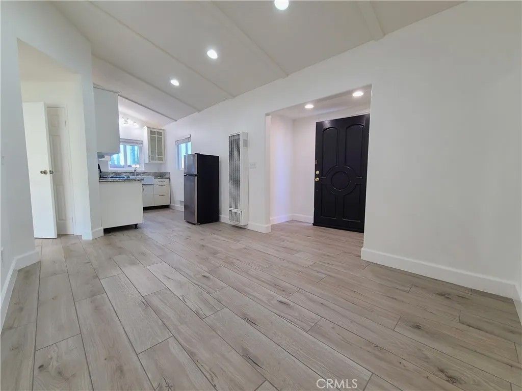 Photo of 12567 Knoll Drive #B, Redlands, CA 92373 (MLS # IG26012868)