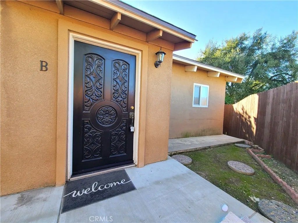 Photo of 12567 Knoll Drive #B, Redlands, CA 92373 (MLS # IG26012868)