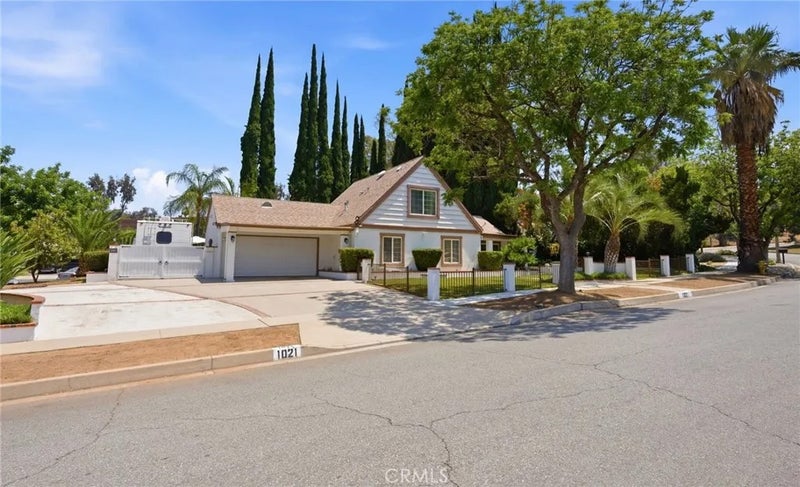 1021 Cimarron