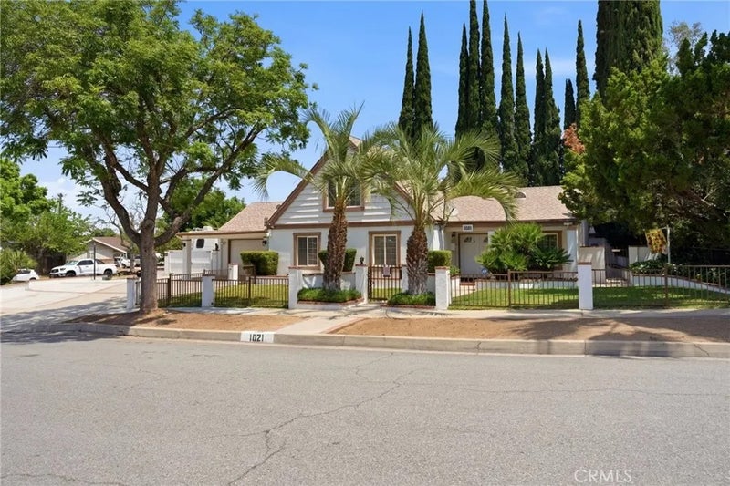 1021 Cimarron