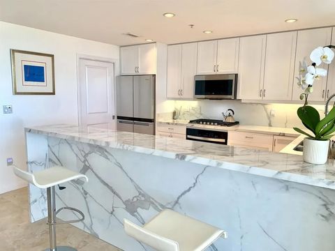 Photo of 850 Beech Street #1901, San Diego, CA 92101 (MLS # PTP2507940) Photo of 850 Beech Street #1901, San Diego, CA 92101 (MLS # PTP2507940)