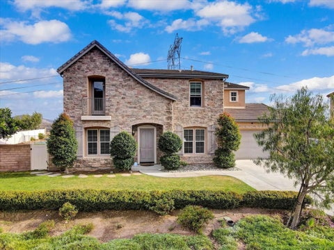 Photo of 3176 Via Viganello, Chula Vista, CA 91914 (MLS # 260021151)