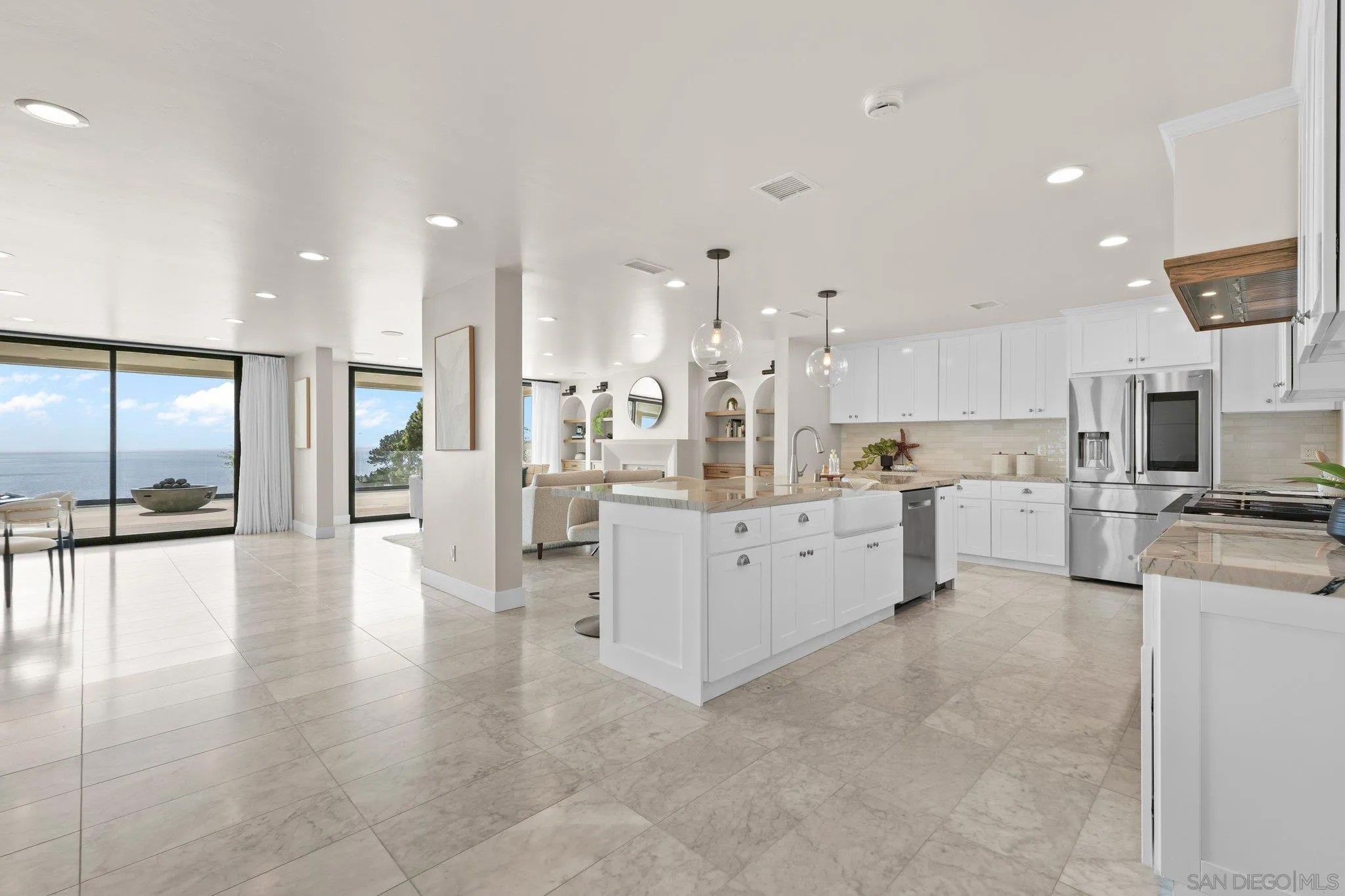 1185 Barcelona Dr