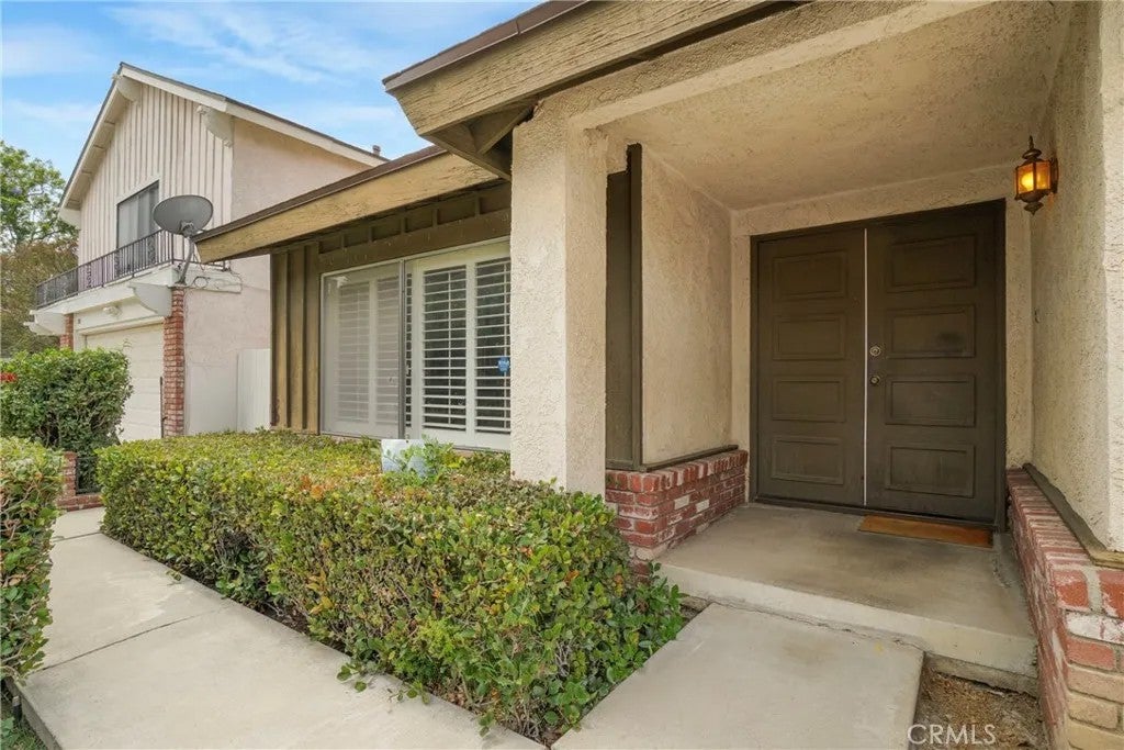 7805 Comanche Avenue