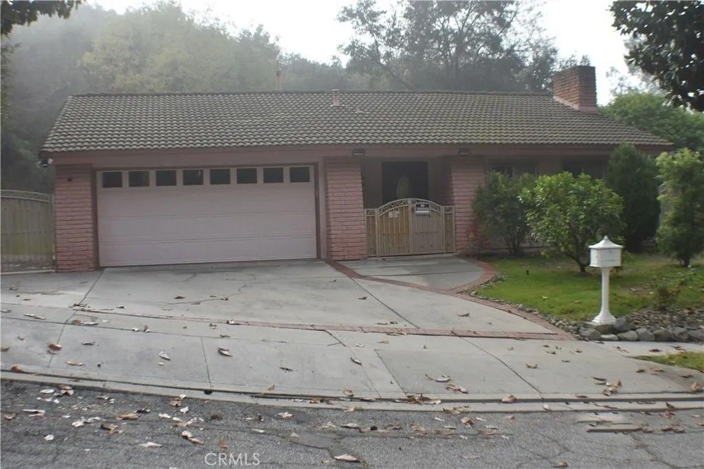 Photo of 431 La Terraza St, South Pasadena, CA 91030 (MLS # CV26001190)