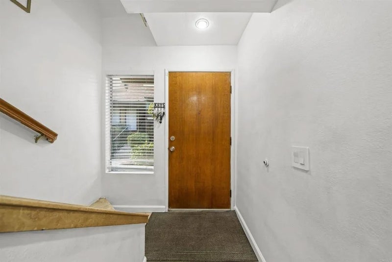 1614 tina pl