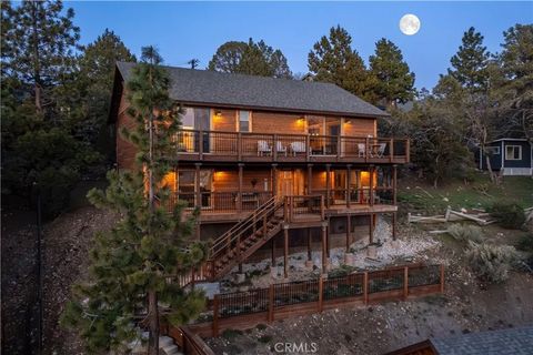Photo of 43451 Sheephorn Road, Big Bear Lake, CA 92315 (MLS # IG25276729)