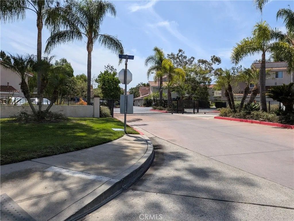 Photo of 19152 Shoreline Ln #7, Huntington Beach, CA 92648 (MLS # NP26077961)