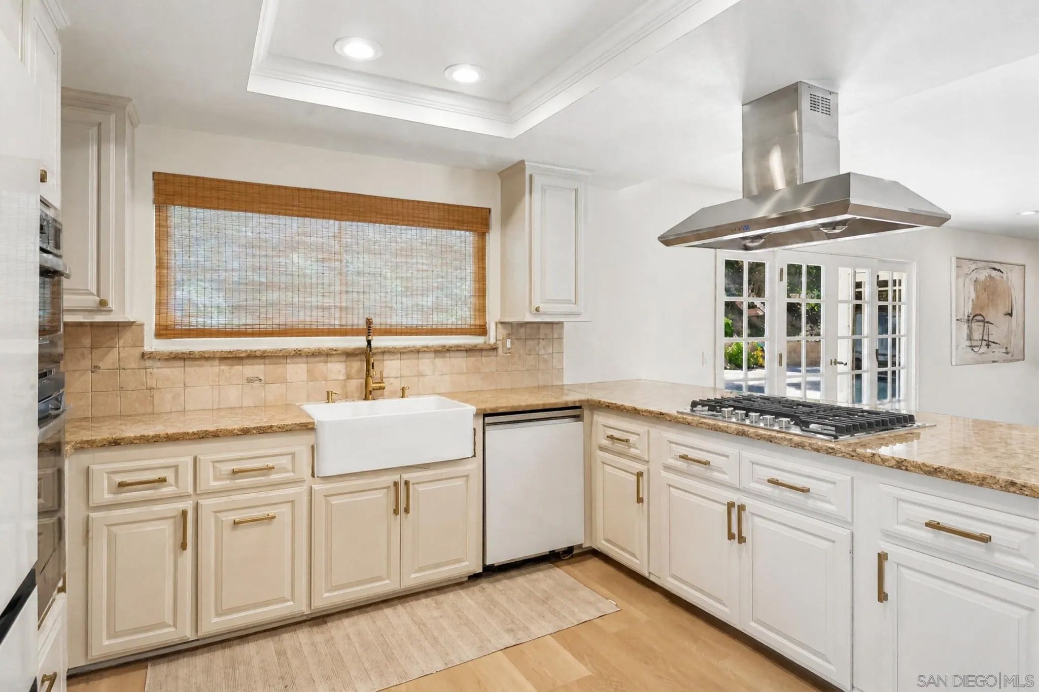 1334 Ridgeview Way
